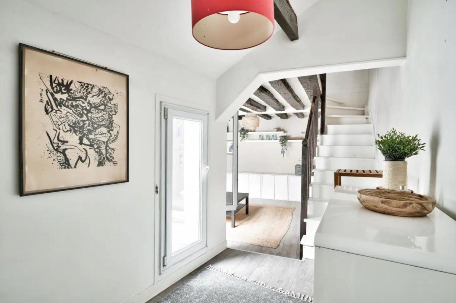 Guestready - Bright In The Heart Of *